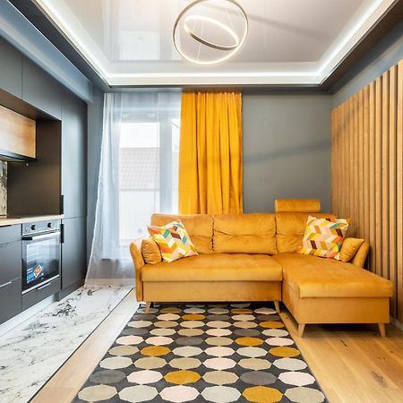 Sunflower - Chic Loft In Tineretului Bukurešť Exteriér fotografie